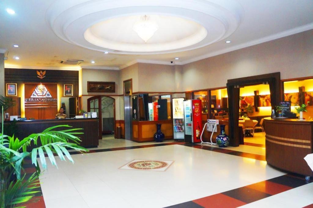 Hotel Kapuas Dharma Pontianak Exterior foto