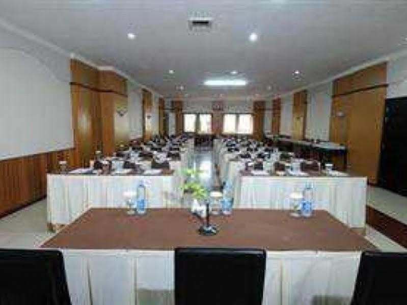 Hotel Kapuas Dharma Pontianak Exterior foto